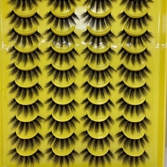 Bundle  Lash Set - Picture 3 of 3